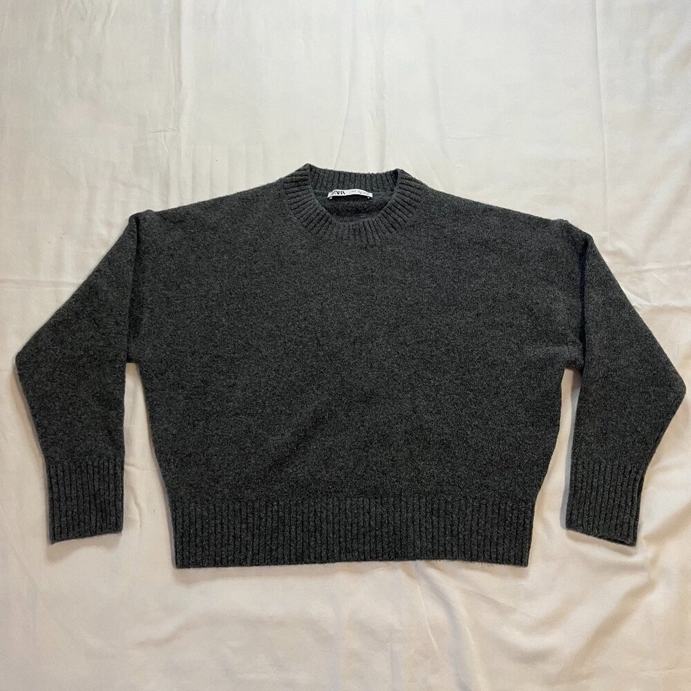 Zara Dark Gray Wool Blend Cropped Crewneck Sweater | Size S